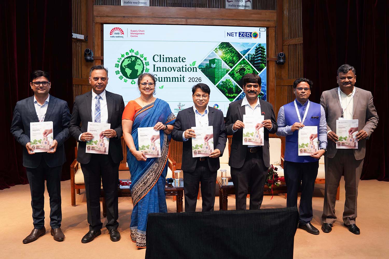 (L-R) Dr. Manoj Kumar Singh, Founder, Net Zero Think; Mr. Manu Srivastava, IAS, Joint Chief Secretary, Department of Energy, Madhya Pradesh; Prof. Vasanthi Srinivasan, Dean, Alumni Relations & Development; Mr. Krushna Chandra Panigrahy, Director General, Bureau of Energy Efficiency (BEE); Prof. U. Dinesh Kumar, Director-in-charge, IIMB; Prof. Rajeev R. Tripathi, Chairperson, Supply Chain Management Centre (SCMC) at IIMB; Mr. J Santosh Kumar, Former Rajya Sabha Member and Founder, Green India Challenge; Dr. Aditya Gupta, COO, Supply Chain Management Centre, IIMB; launch the ‘Business Responsibility and Sustainability in India’ report at the Climate Innovation Summit, hosted by the Supply Chain Management Centre (SCMC) at IIM Bangalore, in partnership with Net Zero Think.
