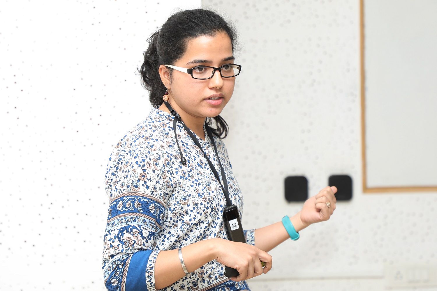 Sargam Gupta, ISI Delhi, presents her paper titled, ‘Uncertainty Shocks and Monetary Policy Rules in a Small Open Economy’, at the conference.