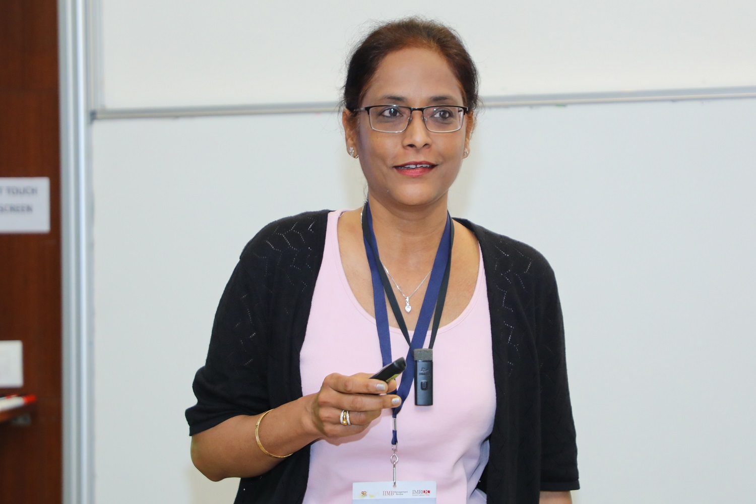 Seema Potluri, IIT Kanpur, presents her paper titled, ‘Women green entrepreneurship: Managing resource constraints through bricolage’, at the IMR Doctoral Conference, at IIMB on 3rd February 2024.