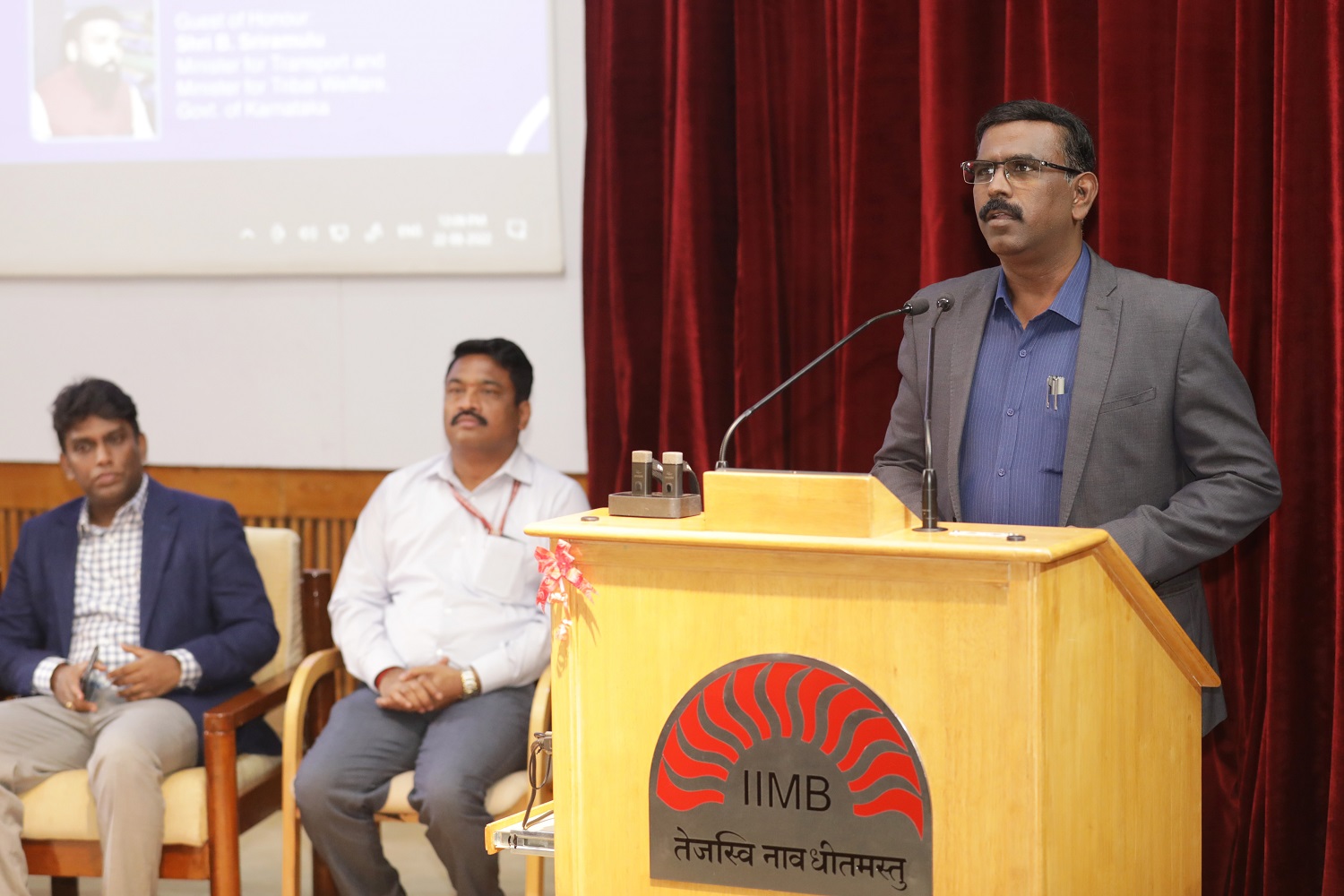 Shri. P Manivannan (IAS), Secretary to Government of Karnataka, offers complete support of the Department of Social Welfare to the program participants.