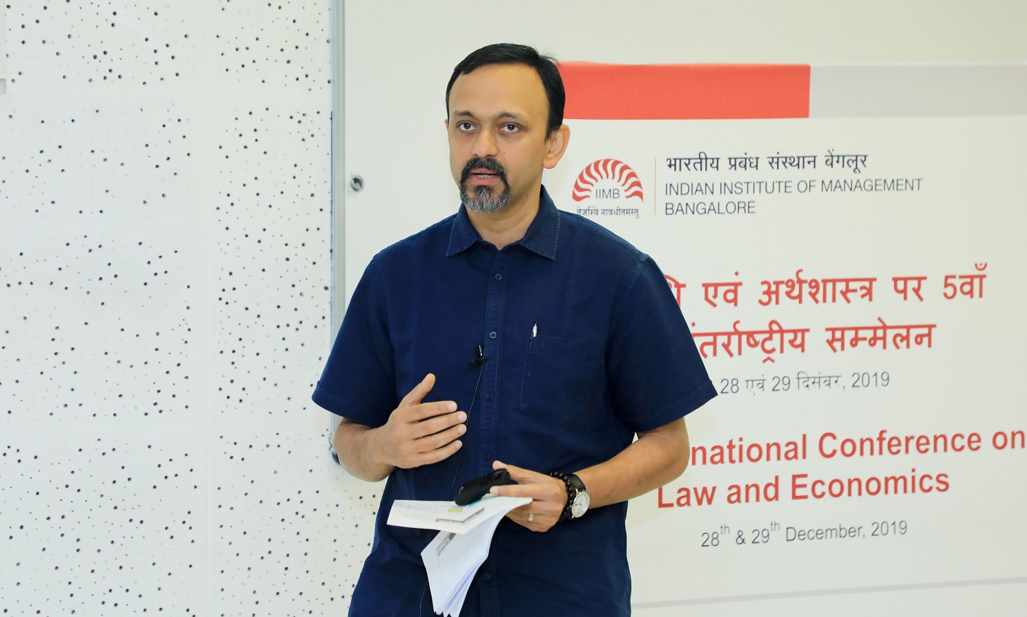 Srikar M.S., IAS, Commissioner of Commercial Taxes, Government of Karnataka, delivers the keynote address on ‘Compliance and the Compensation Conundrum: Law and Economics of GST implementation in Karnataka’.