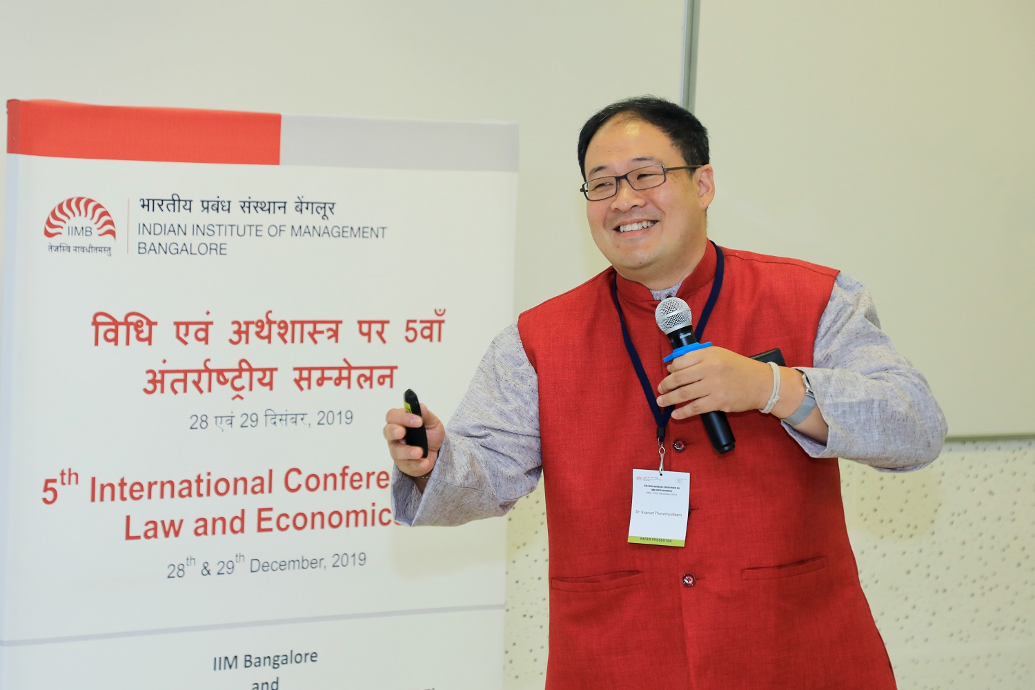 Supruet Thavornyutikarn, Thammasat University, Bangkok, speaks on 'The Demise of Demand in the Era of Disruptive Technology: A Concern for Competition Policy' at the panel discussion on 'Competition Policy and Law'.