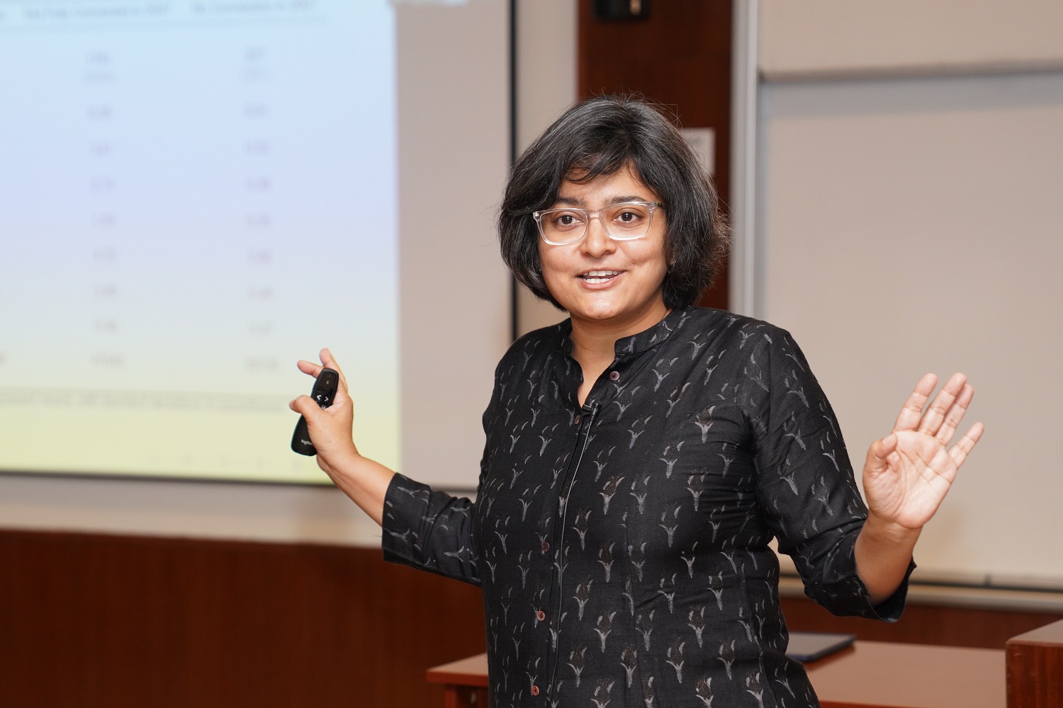 Prof. Tanika Chakraborty, IIM Calcutta, presented her paper titled, ‘The Roads to Hospital and Healthcare Access’ on day 2 of SEED 2025, held on 29 June.