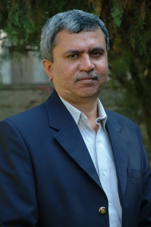 Professor Trilochan Sastry wins ‘CNN-IBN Indian of the Year Award 2013 in Public Service’