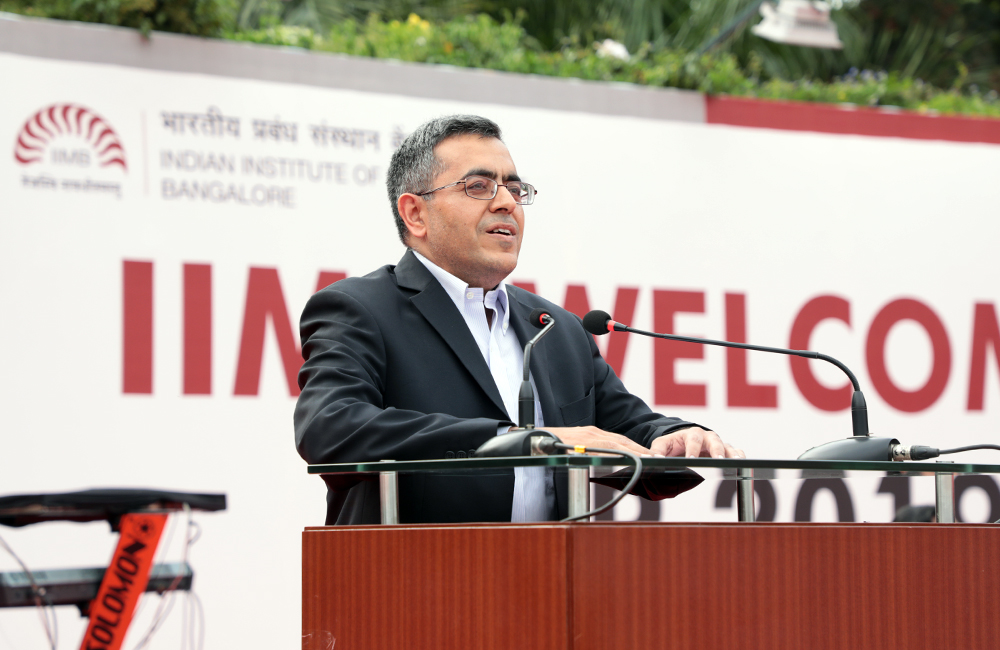 The chief guest, Amit Kumar, Global COO, IBM GBS, addresses students on June 10 (Monday) at the inauguration of classes for PGP and FPM 2019 at IIM Bangalore.