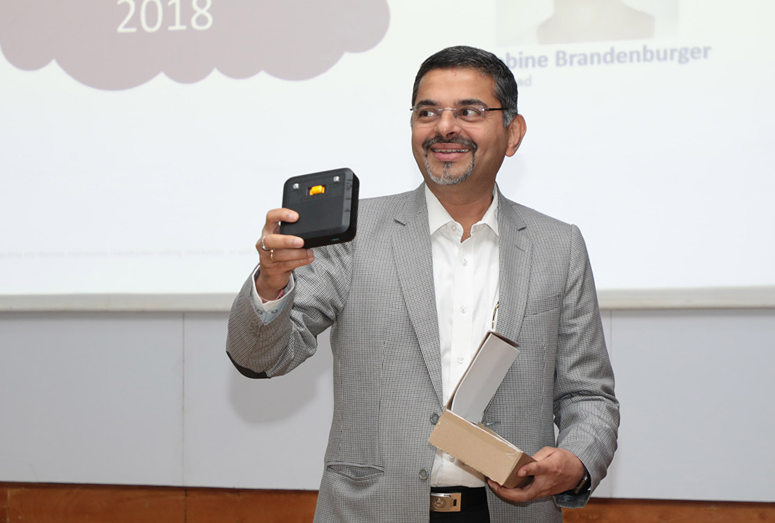 R.K. Shenoy, Senior VP, Bosch, launches the Multipoint Audio Switch.