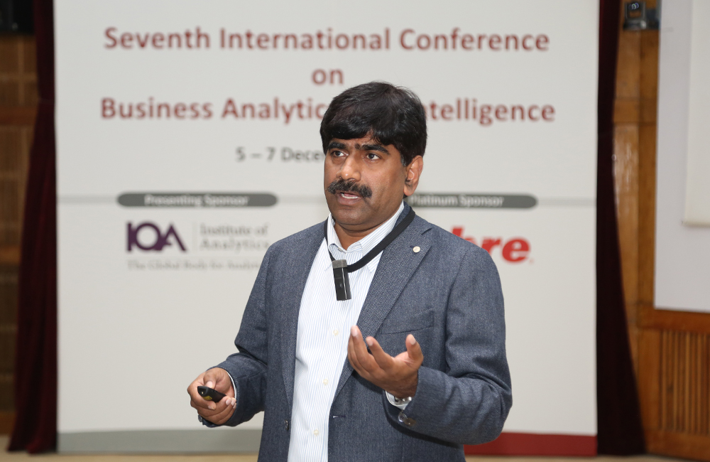 Prof. U. Dinesh Kumar, Chair – DCAL, IIM Bangalore, speaks on ‘Reinforcement Learning Algorithms & Their Applications’ at the conference.