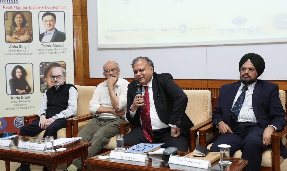 (L-R) Prof. G Ramesh, Faculty from the Public Policy area, IIM Bangalore, Prof. G Raghuram, Director, IIM Bangalore, Sanjiv Garg, Managing Director at Pipavav Railway Corporation Limited (PRCL), Davinder Sandhu, Partner, KPMG at the panel discussion on ‘Innovation in Infrastructure’ at Utthan 2019.
