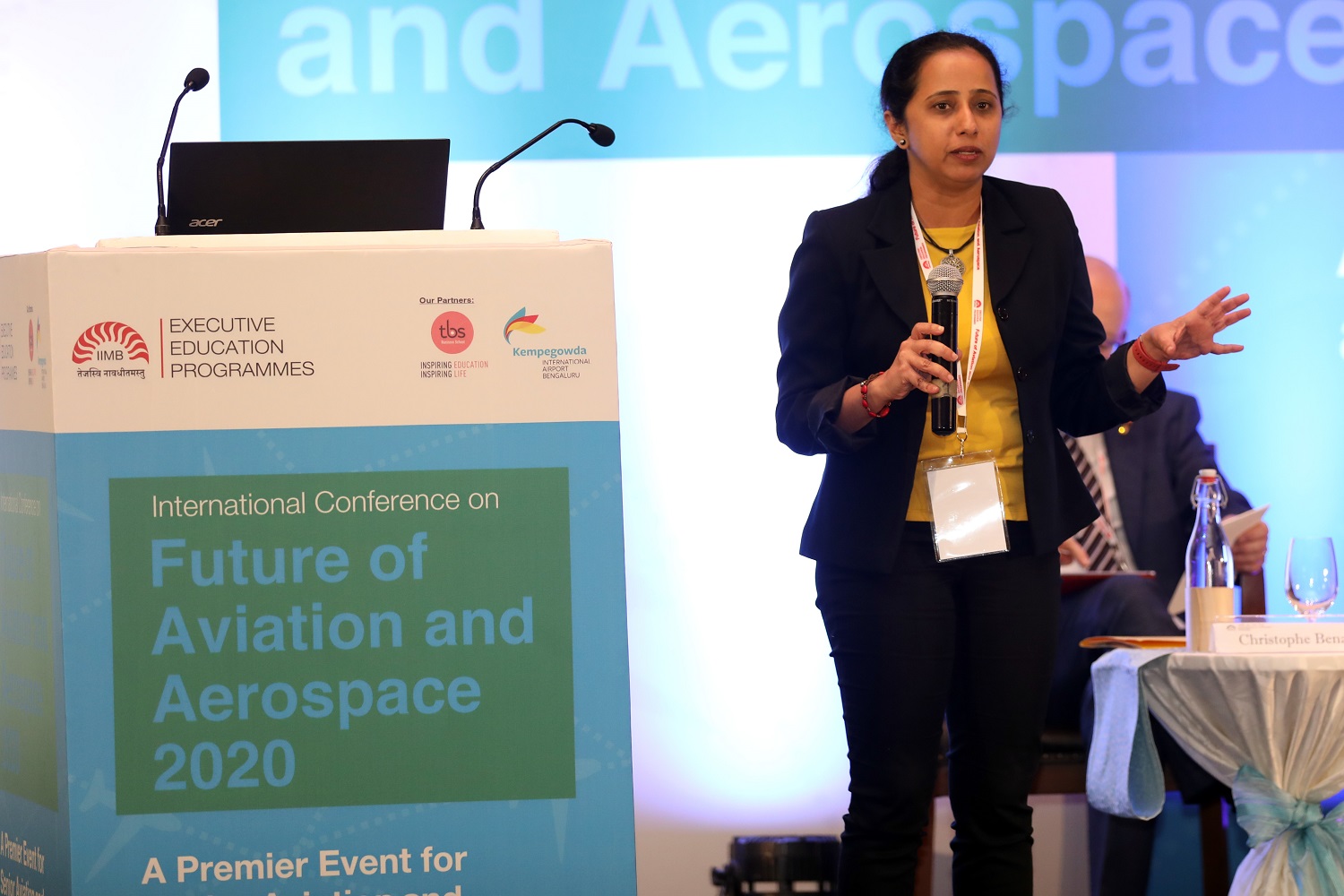 Karishma Khanna, Vice President, Accenture Technology offers the Accenture perspective on defining customer experience leveraging technology.