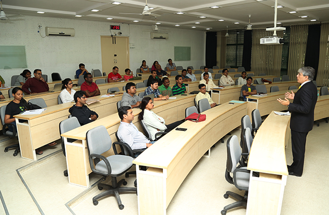 Manish Sabharwal speaks on India & Job Creation at the ‘PGPPM Policy Speaks’ series at IIMB on Sep 28, 2016