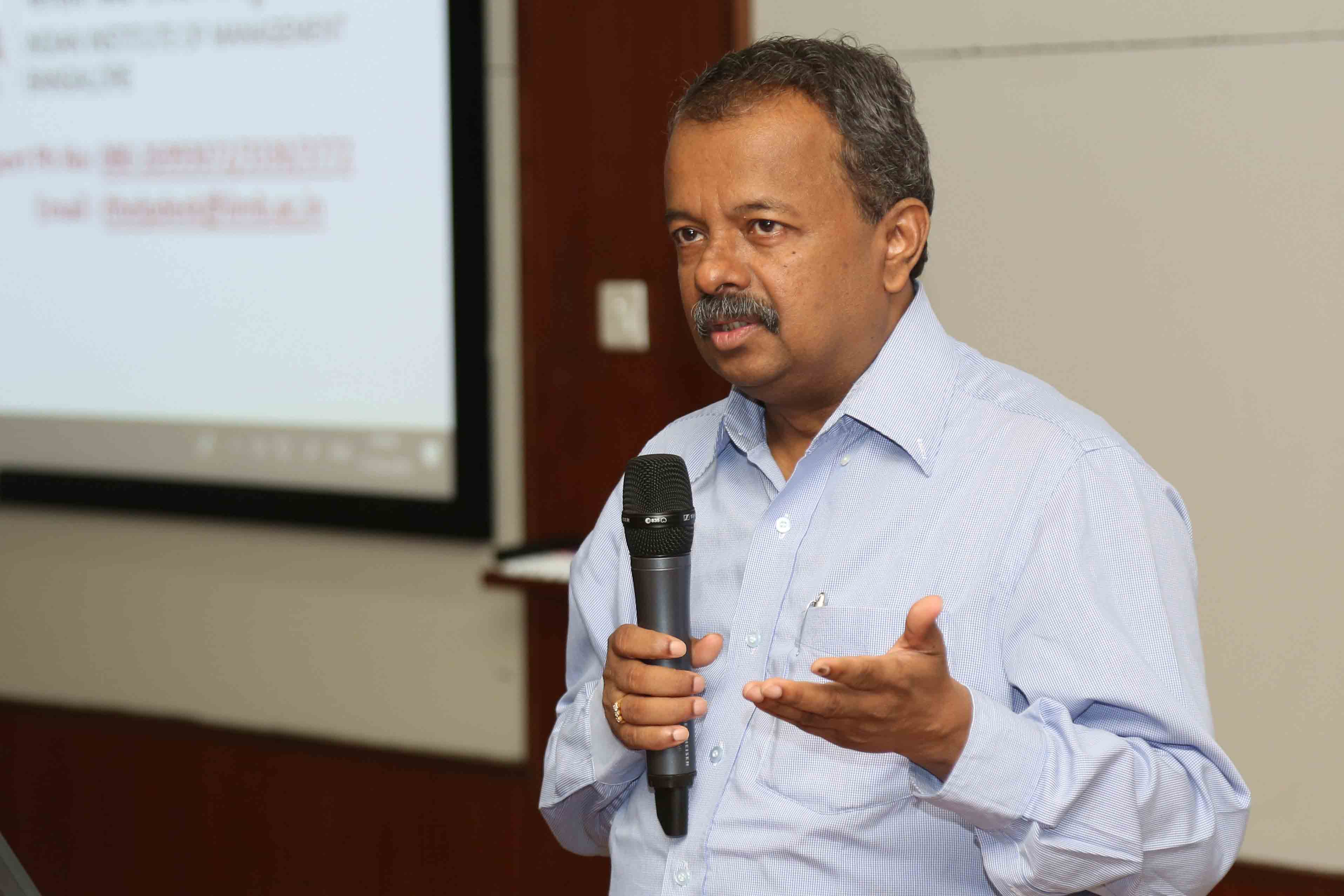 Prof. Gopal Naik, Dean Faculty, IIMB, addresses the gathering.