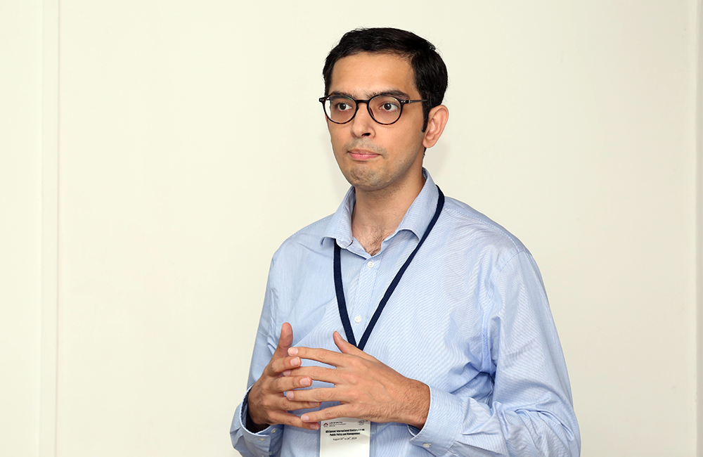 Aaditya Dhar, Indian School of Business, Hyderabad, presents his paper on ‘Electoral Cycles in Food Prices: Evidence from India’, at the conference.