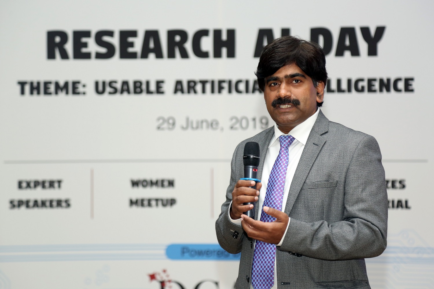 Prof. U Dinesh Kumar, Chair, Data Centre and Analytics Lab at IIMB, during the AI Day at IIMB. 