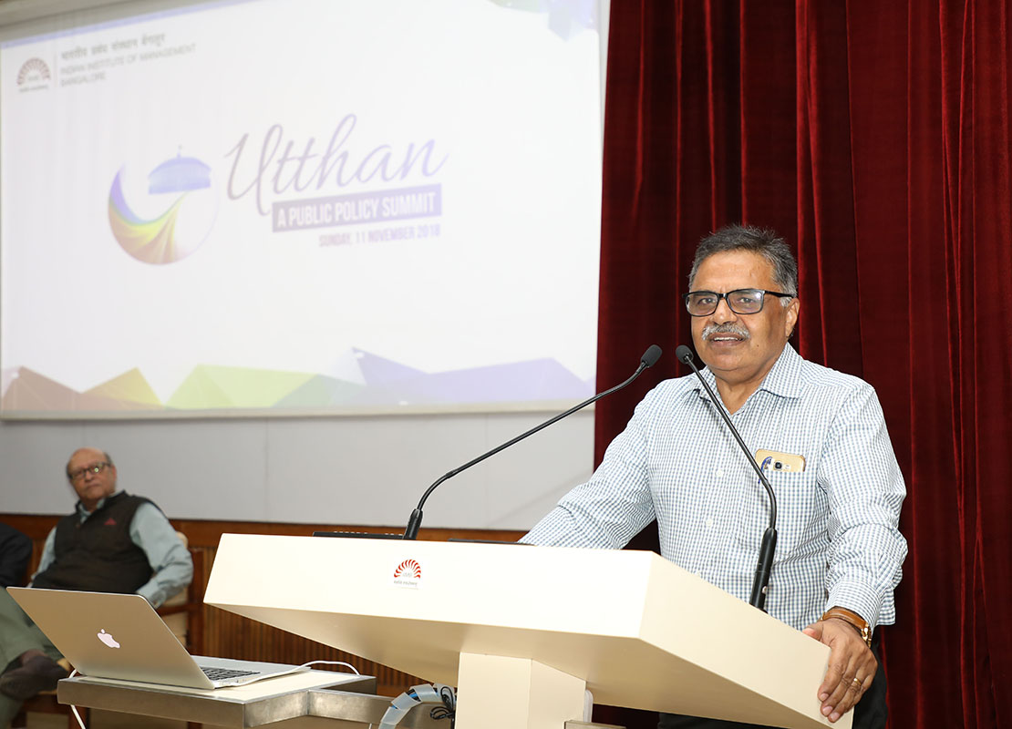 Prof. Abhoy K Ojha, Dean, Academic Programmes, IIMB, welcomes the speakers and participants to the public  policy summit, ‘Utthan’.
