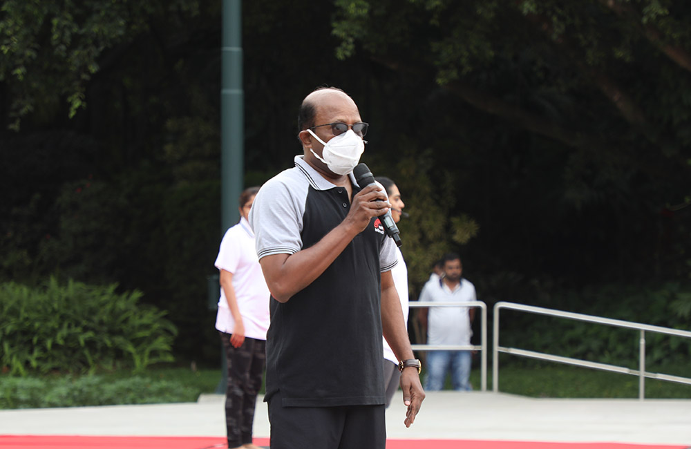 Col. (Retd.) S D Aravendan, Chief Administrative Officer, IIMB, during the 8th International Yoga Day event on June 21, 2022.
